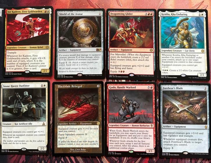 Magic the Gathering Red White Boros Equipments EDH Commander, Hobby en Vrije tijd, Verzamelkaartspellen | Magic the Gathering