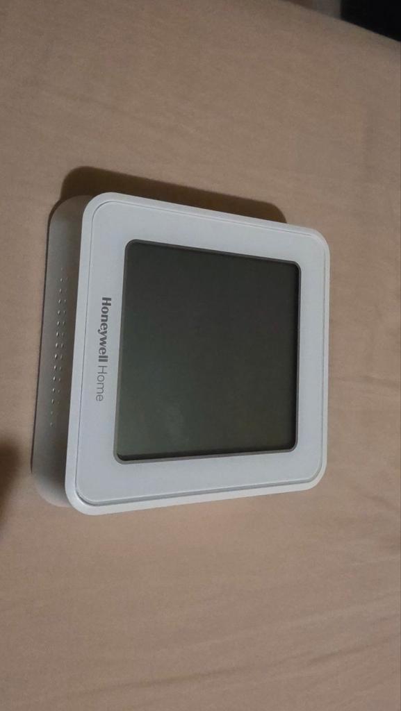 Honeywell Home T6 Slimme Thermostaat, Doe-het-zelf en Verbouw, Thermostaten, Zo goed als nieuw, Slimme thermostaat, Ophalen of Verzenden
