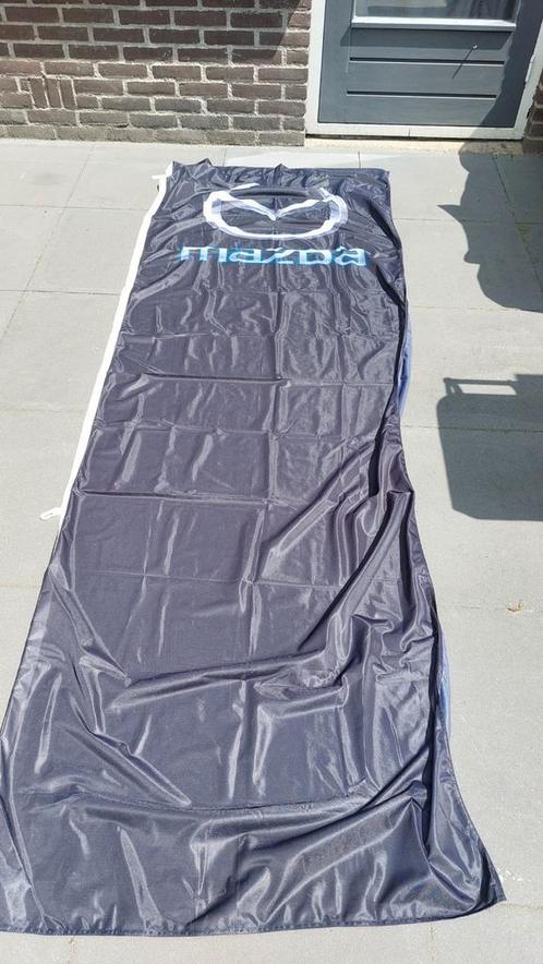 Mazda vlaggen en banners, Diversen, Vlaggen en Wimpels, Zo goed als nieuw, Ophalen of Verzenden