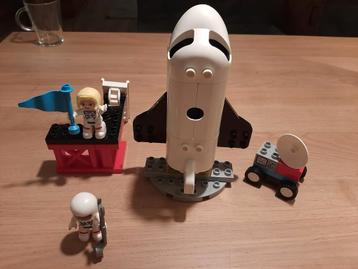 Lego duplo 10944 space shuttle mission beschikbaar voor biedingen