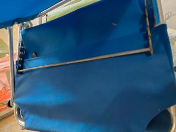 Strand bed opvouwbaar.  beschikbaar voor biedingen