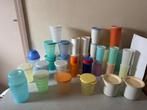 DIVERSE bekers van TUPPERWARE rietbekers - Vacu-mixer beker, Ophalen of Verzenden, Zo goed als nieuw, Geel, Beker of Kan