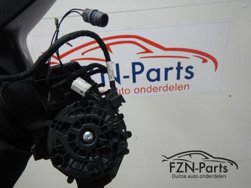 Mercedes-Benz W117 CLA Spiegel Rechts Inklapbaar Kaal A11781, Auto-onderdelen, Spiegels, Gebruikt, Ophalen of Verzenden