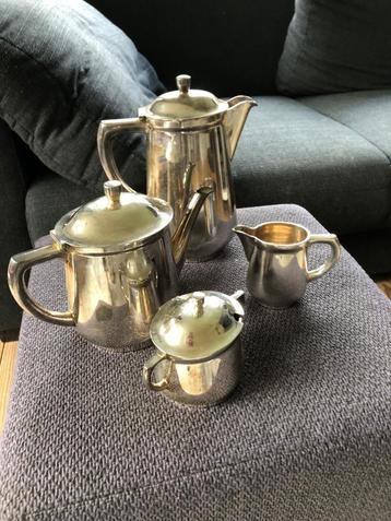 Verzilverd koffie en thee servies WMF beschikbaar voor biedingen