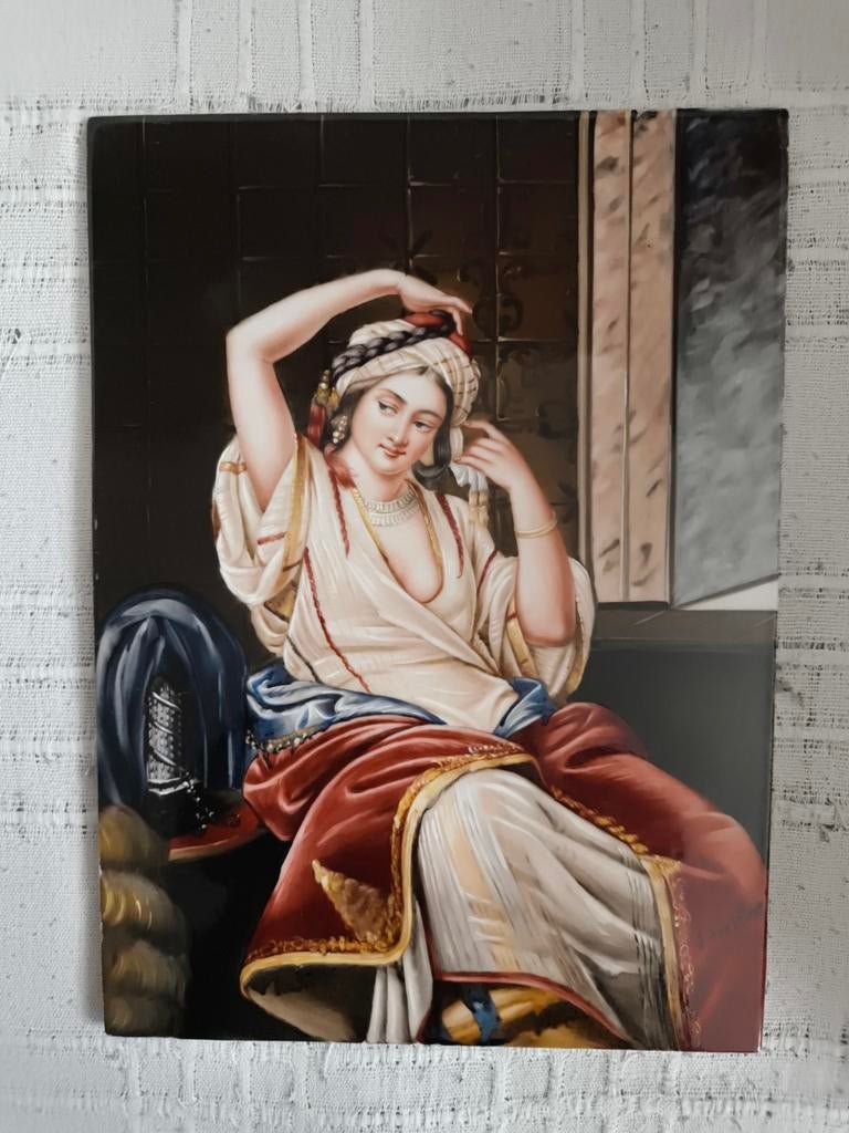 Keramisch paneel met oosterse vrouwenfiguur., Ophalen of Verzenden