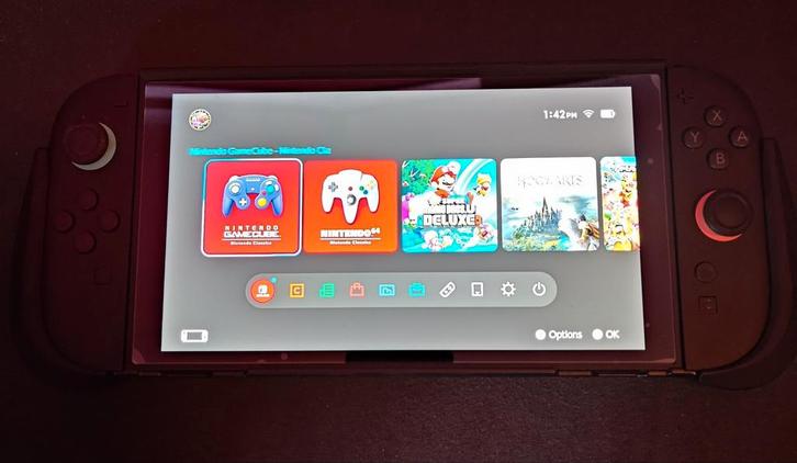 Nintendo Switch 2 met accesoires en spellen, Spelcomputers en Games, Games | Nintendo Switch, Zo goed als nieuw, 1 speler, Vanaf 7 jaar