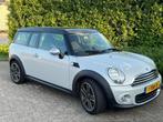 Mini Clubman 1.6 ONE 2013 Zilvergrijs, Auto's, Mini, Voorwielaandrijving, 4 cilinders, 4 stoelen, Leder en Stof