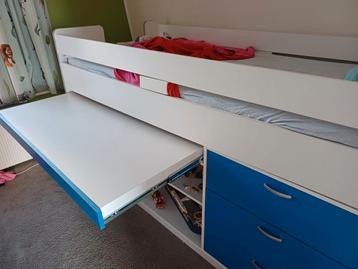 half hoogslaper beschikbaar voor biedingen