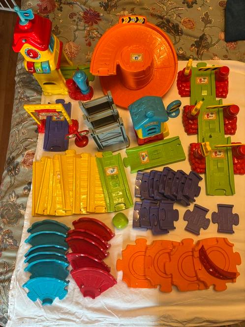 Vtech toet toet treinbaan 2x inclusief treinen, Kinderen en Baby's, Speelgoed | Vtech, Gebruikt, Ophalen of Verzenden
