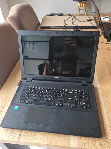 Acer 17 inch laptop beschikbaar voor biedingen