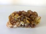 Mineraal bergkristal geel gekleurd met gesteente 5355-m, Verzamelen, Mineralen en Fossielen, Ophalen of Verzenden, Mineraal
