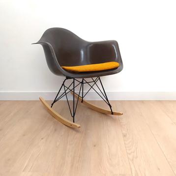 Vintage schommelstoel "RAR" - Eames - Herman Miller