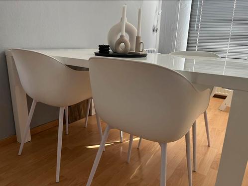 Witte hoogglans tafel met 4 kuipstoelen, Huis en Inrichting, Tafels | Eettafels, Zo goed als nieuw, 50 tot 100 cm, 150 tot 200 cm
