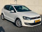 Volkswagen Polo 1.2 TSI 77KW DSG 2010 Wit automaat nav, 4 cilinders, Wit, 1200 kg, 19 km/l