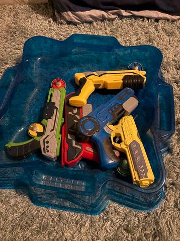 Beyblade Burst Set met Arena beschikbaar voor biedingen