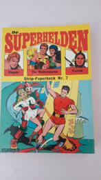De superhelden strip paperback nr 7, Ophalen