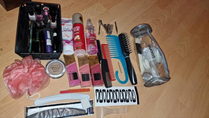 Make-up & Toebehoren Set - Gebruikt, Sieraden, Tassen en Uiterlijk, Uiterlijk | Cosmetica en Make-up, Gebruikt, Make-up, Gehele gezicht