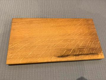 Eiken snijplank, leuk motief in het hout. beschikbaar voor biedingen