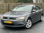 Volkswagen Jetta 1.4 TSI Hybrid Comfortline Clima Cruise PDC, Auto's, Volkswagen, Origineel Nederlands, Te koop, Zilver of Grijs