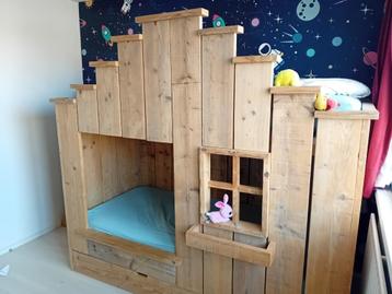 Houten stapelbed hoogslaper beschikbaar voor biedingen