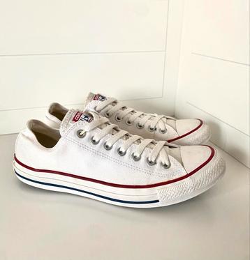Converse All Stars Wit Maat 42 beschikbaar voor biedingen