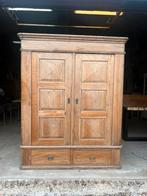 Antiek eiken tweedeurskast, Ophalen