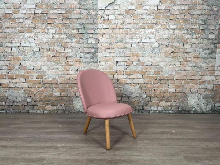 Normann Copenhagen Ace bij TheReSales, Huis en Inrichting, Fauteuils, Zo goed als nieuw, Hout, Leer, 50 tot 75 cm, Minder dan 75 cm