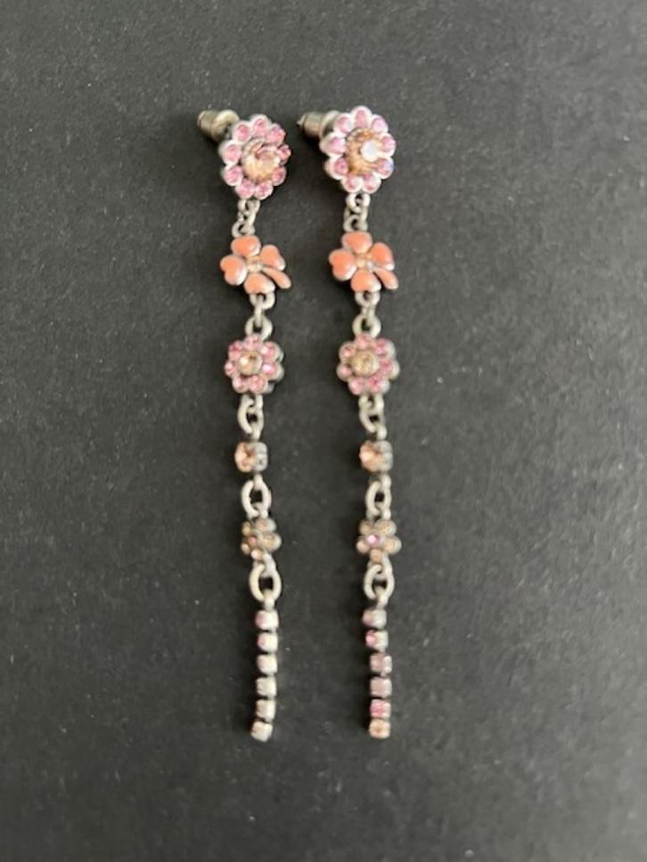 PILGRIM DANISH DESIGN lange oorbellen zilverkleur Swarovski, Sieraden, Tassen en Uiterlijk, Oorbellen, Zo goed als nieuw, Hangers