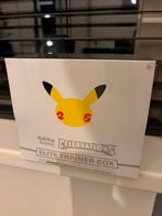 Celebrations Elite Trainer Box sealed, Hobby en Vrije tijd, Ophalen of Verzenden, Nieuw, Boosterbox