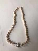 Parelketting faux parels vintage geknoopt kort, Ophalen of Verzenden, Gebruikt, Wit, Overige materialen