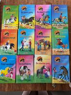 12 boeken van Manege de Zonnehoeve, Boeken, Ophalen of Verzenden, Zo goed als nieuw, Fictie algemeen