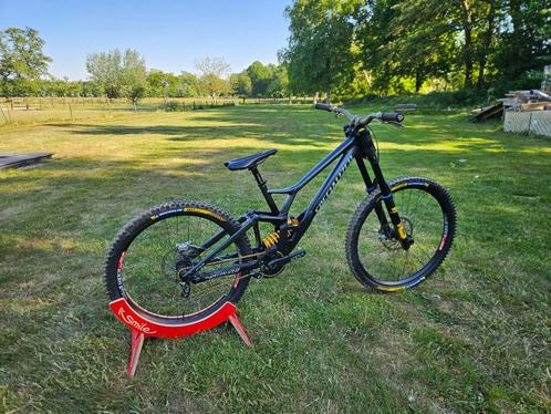 PRICEDROP DH bike; Specialized Demo, Öhlins, Trickstuff, Fietsen en Brommers, Fietsen | Mountainbikes en ATB, Zo goed als nieuw