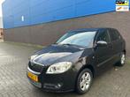 Skoda Fabia 1.6-16V Elegance | Automaat | Cruise | Climate |, Gebruikt, 4 cilinders, Zwart, Origineel Nederlands