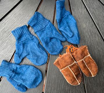 Wollen wantjes blauw kleuter beschikbaar voor biedingen
