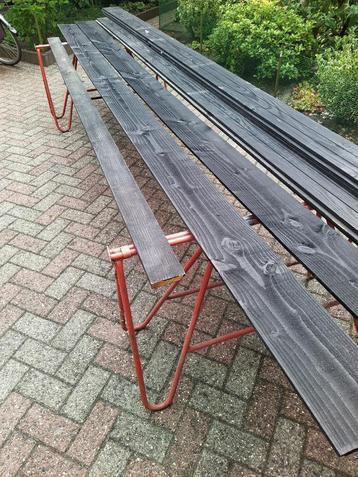 Douglas  Zweeds rabat zwart 8 stuks van 4 meter beschikbaar voor biedingen