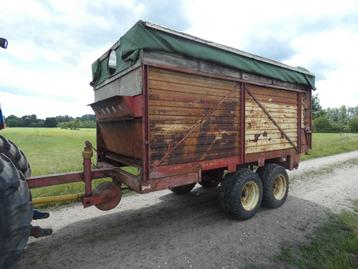 Krone zelflossende wagen (type W5000, inhoud 10 kuub) beschikbaar voor biedingen