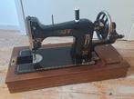 Antieke Pfaff handnaaimachine 1967 incl. koffer, Ophalen