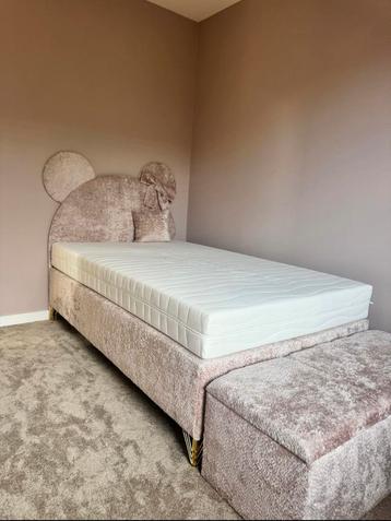 Minnie boxspring kids beschikbaar voor biedingen