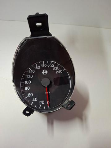 Alfa 156 Kilometerteller 156050815 beschikbaar voor biedingen