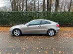 Mercedes-Benz C-klasse Sportcoupé Youngtimer Origineel NL A, Auto's, Mercedes-Benz, Zwart, 4 stoelen, 1796 cc, Bedrijf