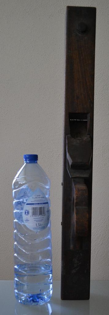 verzameling antiek houten gereedschap oa schaaf boor 8 stuks beschikbaar voor biedingen