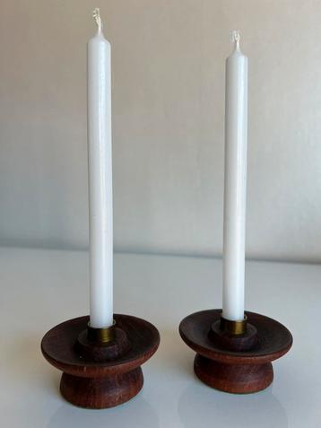 Vintage 2 Deens Teakhouten Kandelaar Messing Rand Jaren 60 beschikbaar voor biedingen