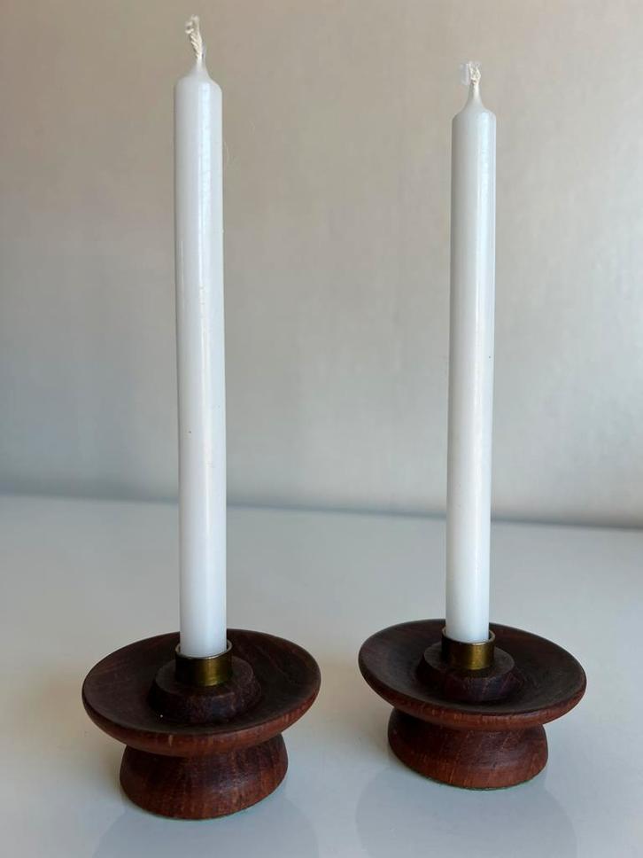 Vintage 2 Deens Teakhouten Kandelaar Messing Rand Jaren 60, Huis en Inrichting, Woonaccessoires | Kandelaars en Kaarsen, Zo goed als nieuw