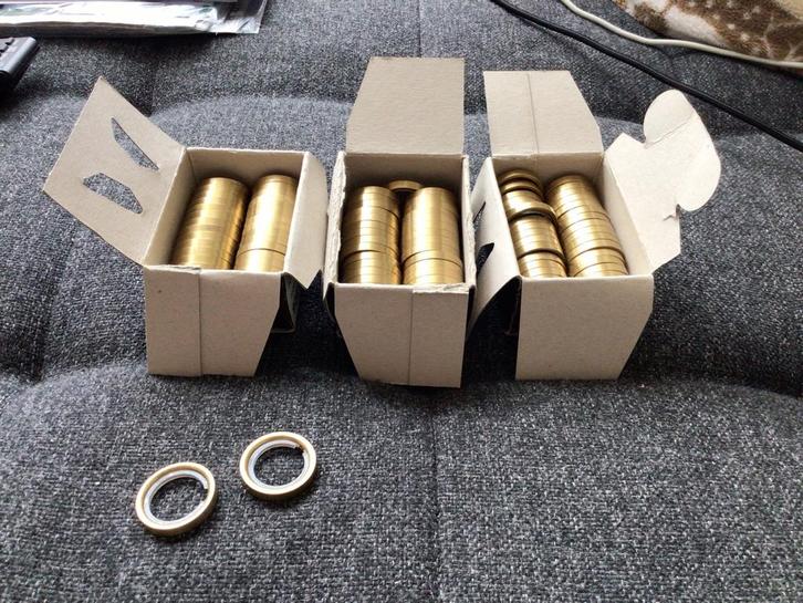 Messing Gordijnringen + ophanghaakjes💥per 10 Stuks €8,50, Huis en Inrichting, Stoffering | Gordijnen en Lamellen, Nieuw, Minder dan 100 cm