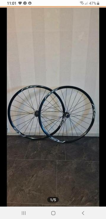  Reisfiets wielset shimano nieuw 28 inch  beschikbaar voor biedingen