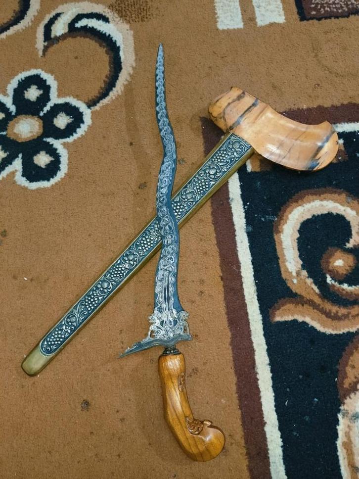 Antieke Keris Singo Barong Kembar 5 Luk Jala Sutra SVB53, Antiek en Kunst, Kunst | Niet-Westerse kunst, Verzenden