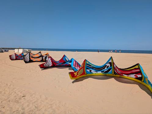 set RRD RELIGION WAVE KITES: 6m 8m 9m, Watersport en Boten, Kitesurfen, Zo goed als nieuw, Geen board, Ophalen of Verzenden