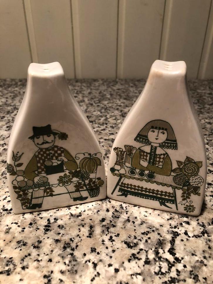 Vintage Viggjo Market Norway, Huis en Inrichting, Keuken | Servies, Overige typen, Overige stijlen, Porselein, Ophalen of Verzenden