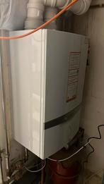Vaillant ecoTEC plus VHR NL 25-30/5-5 HR ketel combi CW4, Ophalen, Gebruikt, Aardgas, Geiser