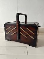 Houten naaikist, sieradenbox, opbergbox, donkerbruin,vintage, Ophalen of Verzenden
